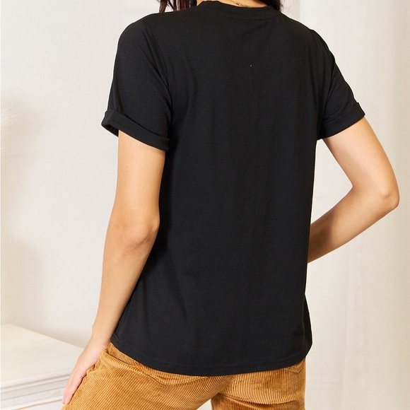 GOOD MOMS SAY BAD WORDS Graphic Tee - Picture 7 of 8